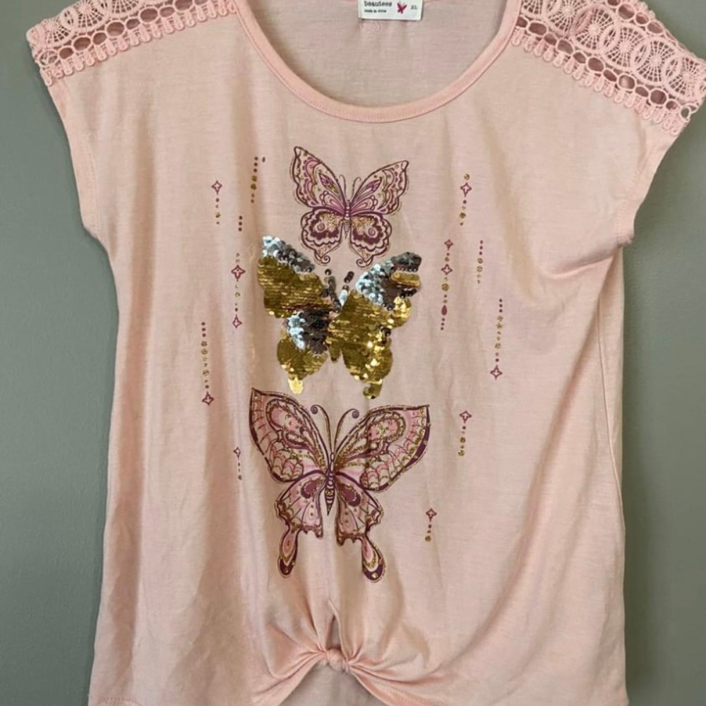 Girls pretty pink T shirt size XL
